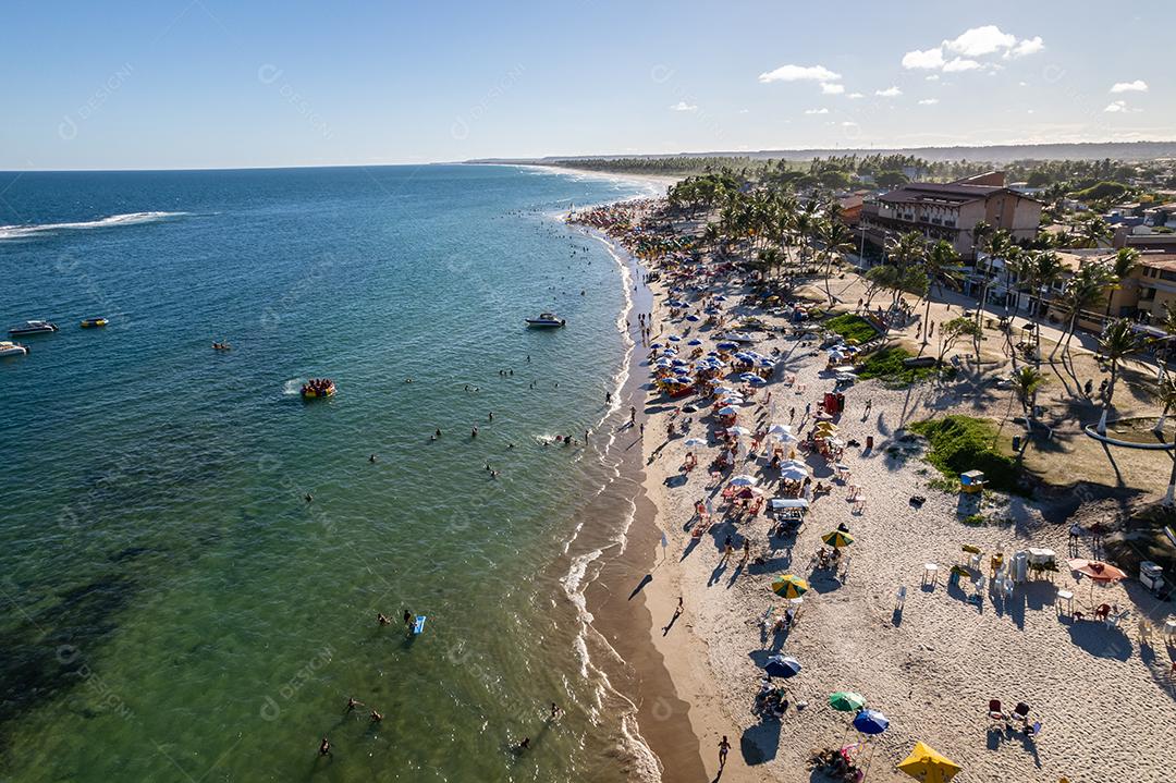 Vista aérea da Praia do Francês ou Praia do Frances, águas claras