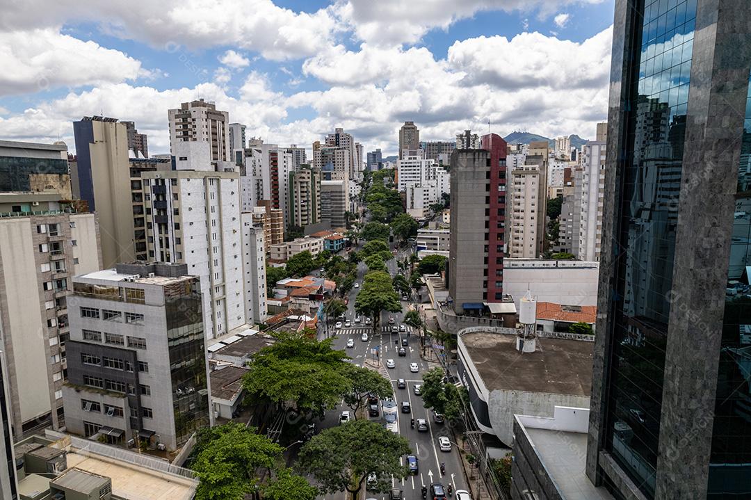 Vista aérea da cidade de Belo Horizonte, em Minas Gerais, Brasil