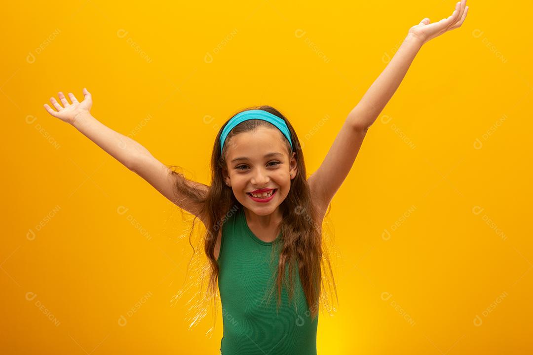 Torcedor de futebol, seleção brasileira. Copa do Mundo. Linda garotinha