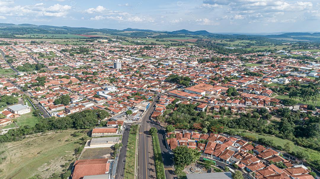 Vista aérea da cidade de Cajuru, São Paulo/Brasil.