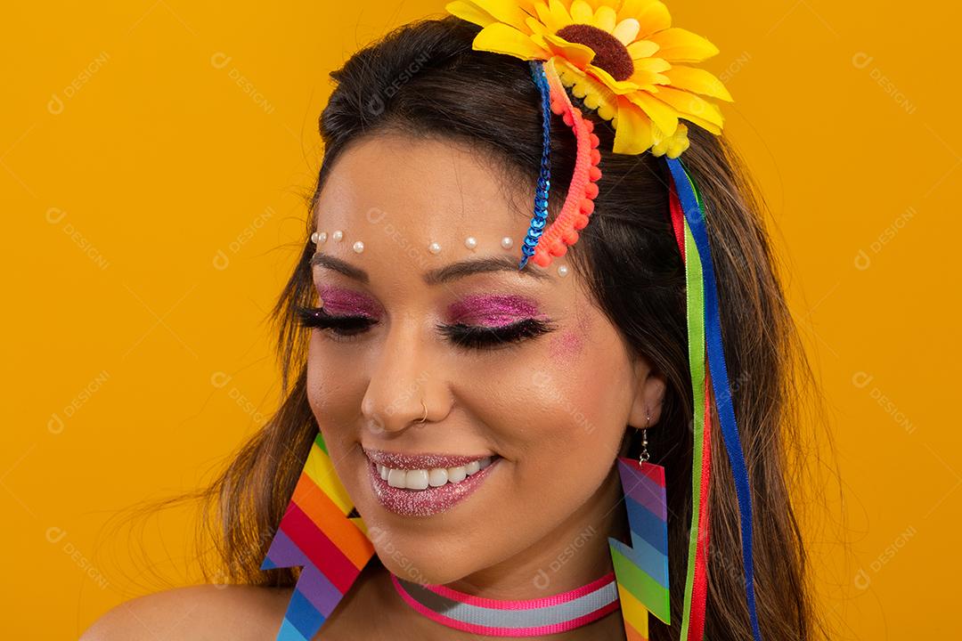 Carnival Makeup to celebrate Carnival in Brazil. Makeup Trend