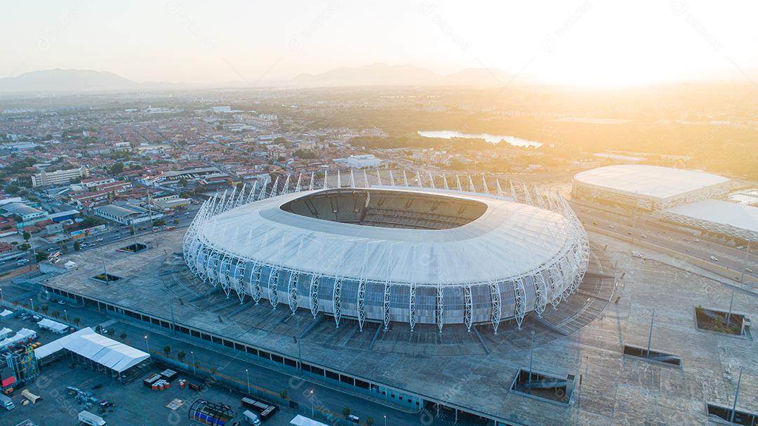 Vista aérea da cidade de Fortaleza, Ceará, Brasil América do Sul Sobrevoando o Estádio Plácido Castelo, Arena Castelão.