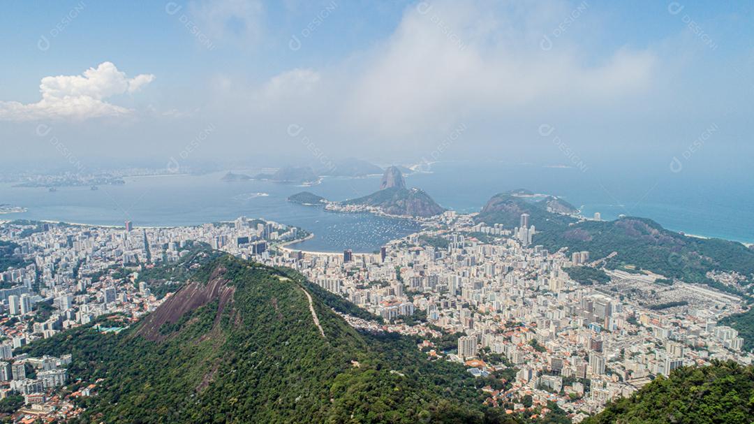 Vista do Pão de Açúcar, Corcovado e Baía de Guanabara, Rio de Janeiro, Brasil