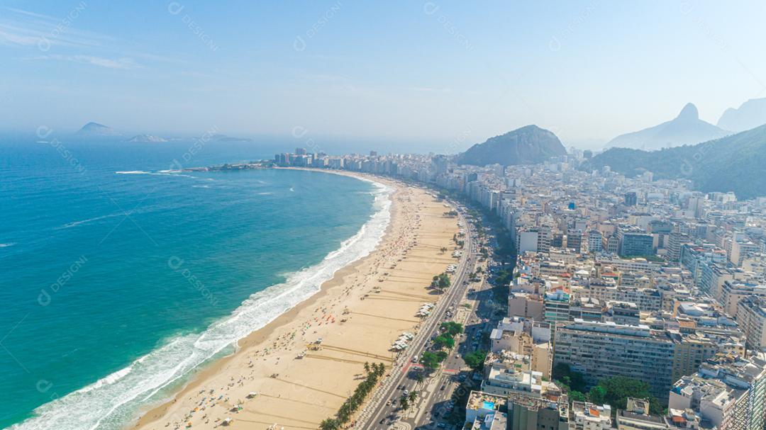 Rio de Janeiro/Brasil Imagem aérea da praia de Copacabana no Rio de Janeiro Brasil.