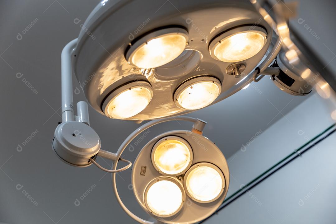 Luzes de odontogia clinica