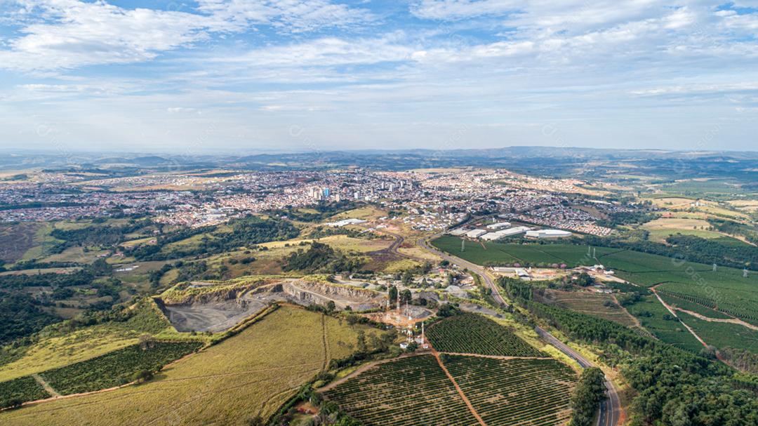 Vista aérea da cidade de São Sebastião do Paraíso, Minas Gerais/Brasil.