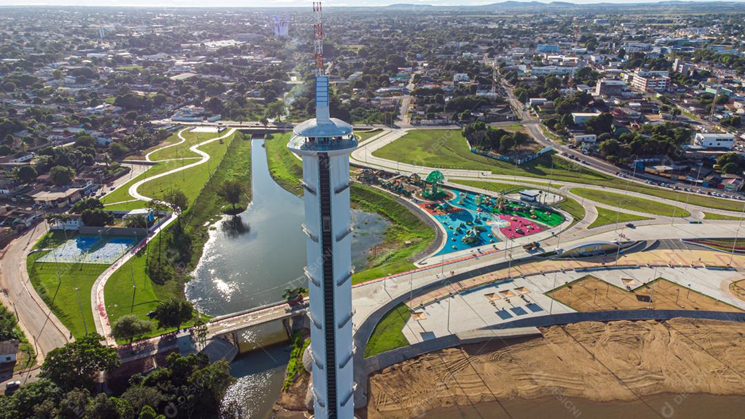 Vista aérea do Parque do Rio Branco em Boa Vista, Roraima. Norte do Brasil