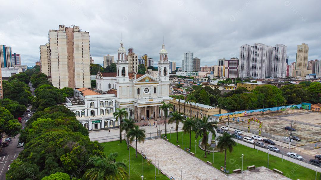Fachada da Catedral de Nossa Senhora Nazaré em Belém do Pará, Brasil