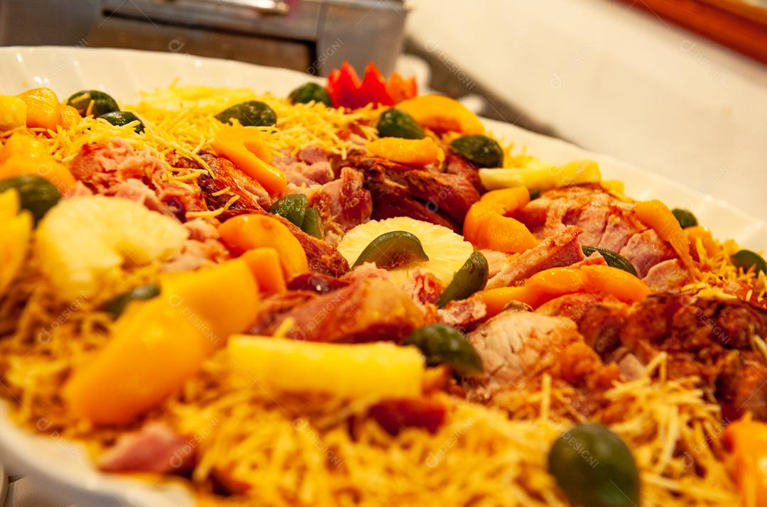 Comida batata palha gilo legumes prato restaurante