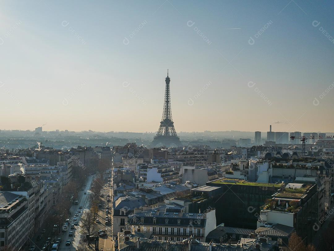 Vista panorâmica de Paris com a Torre Eiffel