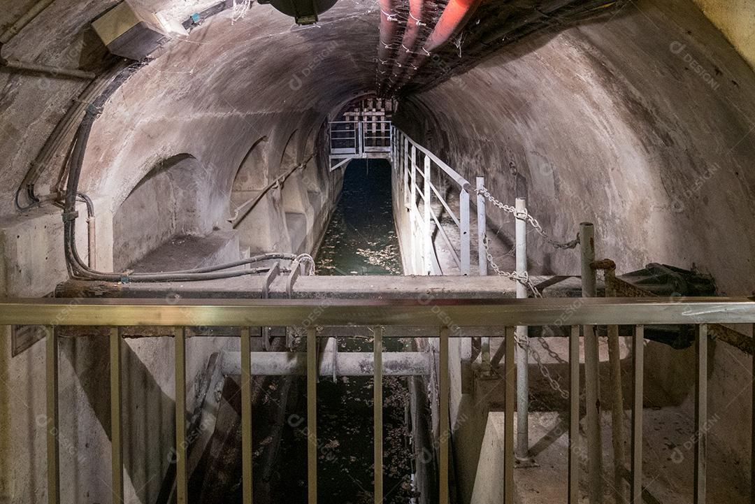 Vista do esgoto de Paris, França