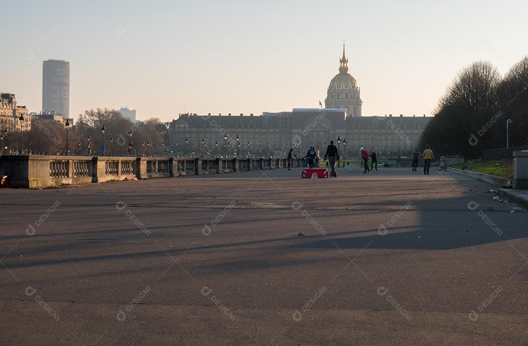 Ruas de Paris na temporada de inverno