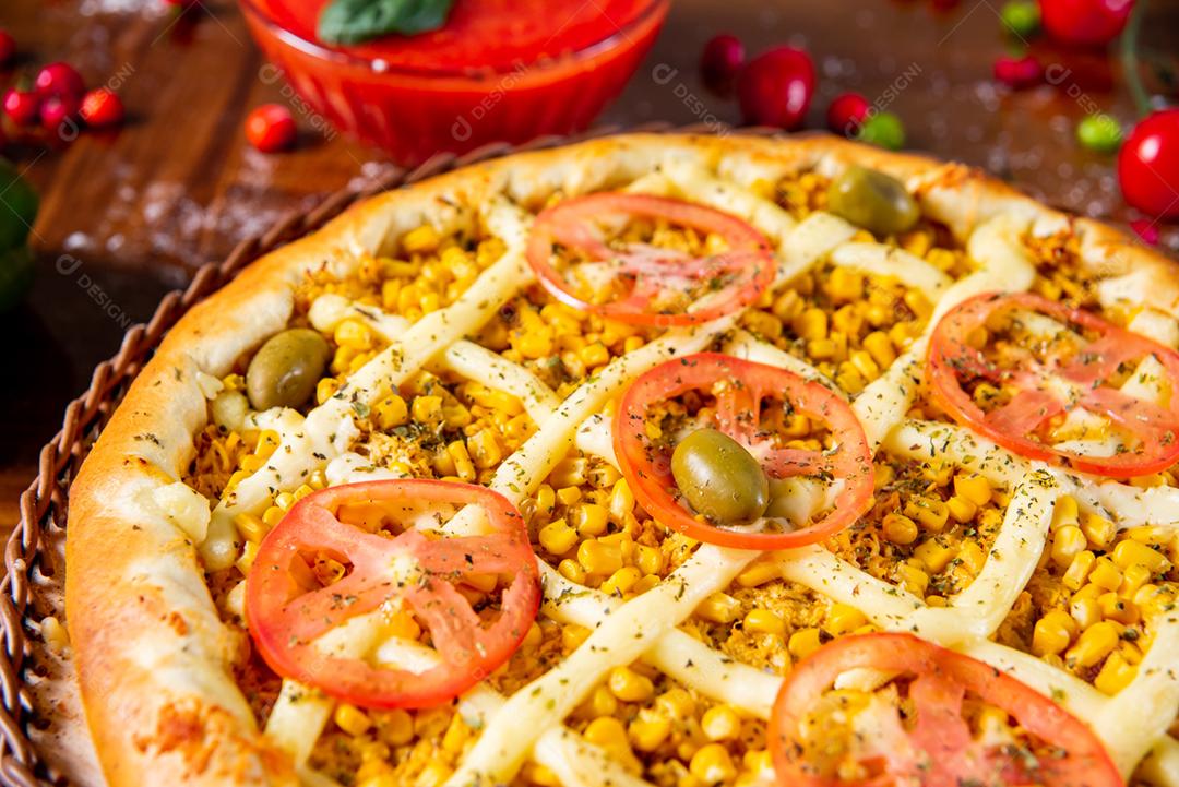 Comida pizza catupiry milho bordas recheadas