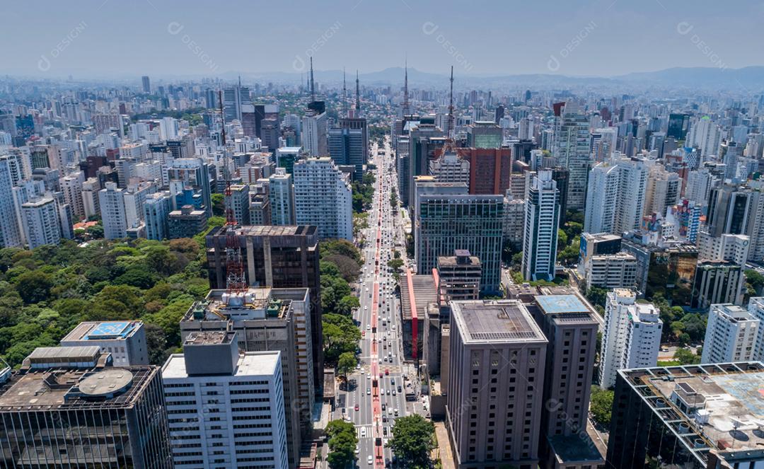 Vista aerea cidade casas prédio edifício céu azul