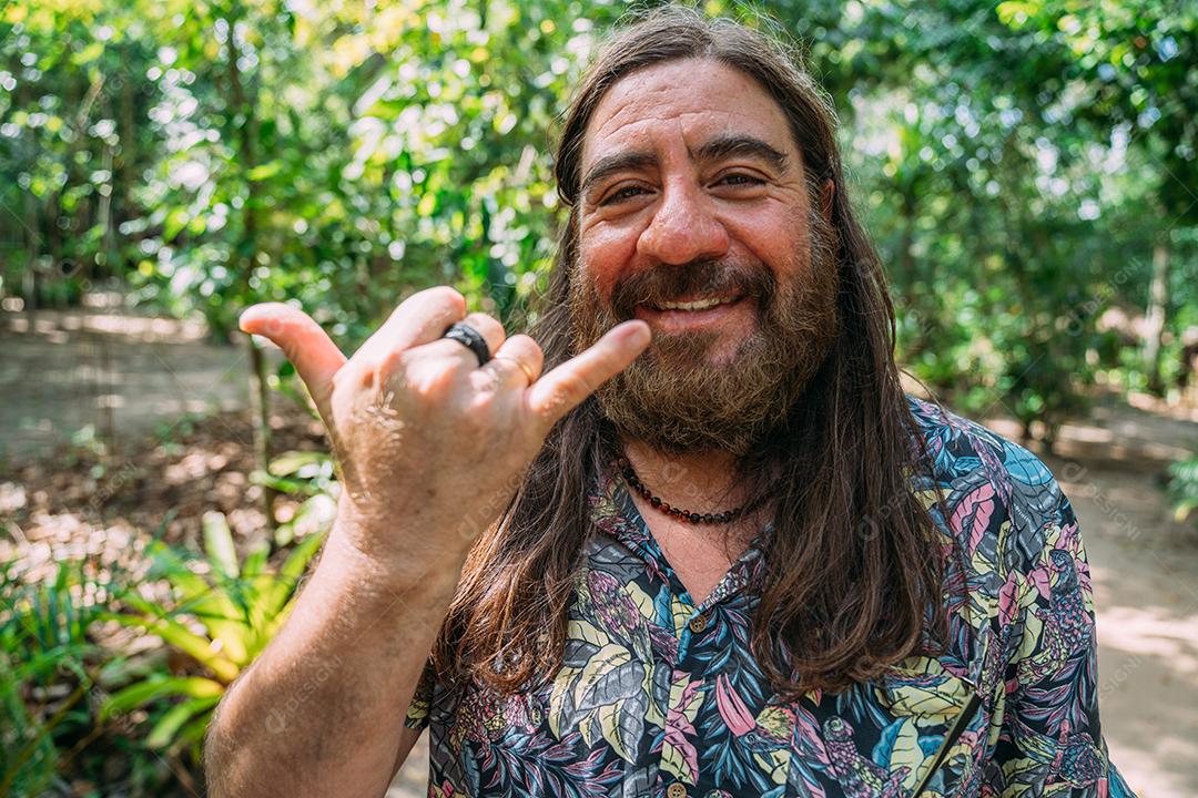 Turista peruano de férias para o Brasil. turista idosos viajar