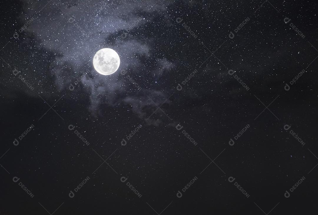 Lua céu nuvens noite astronomia