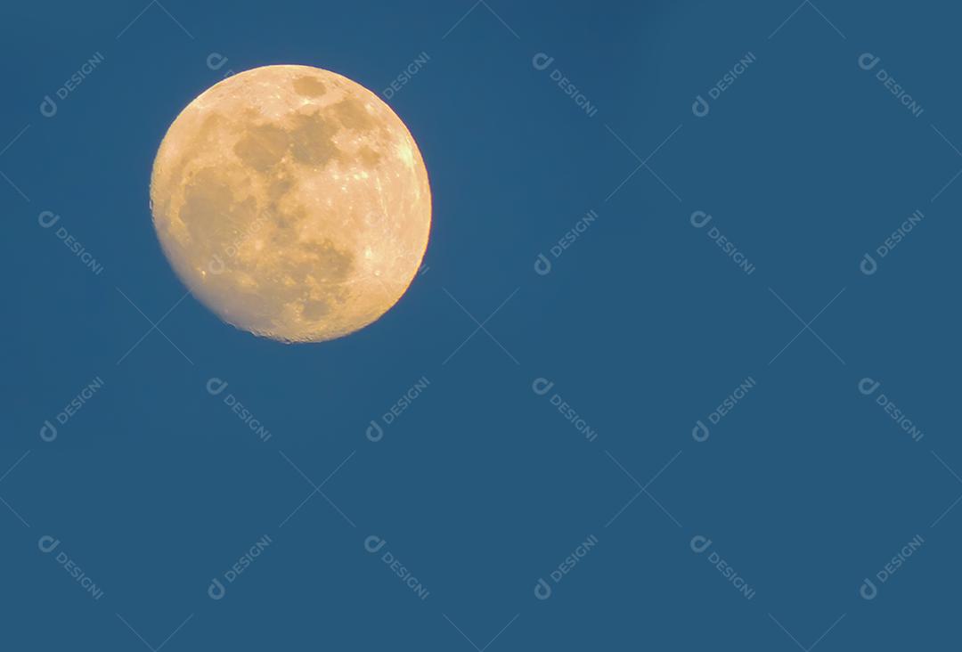 Lua céu nuvens noite astronomia