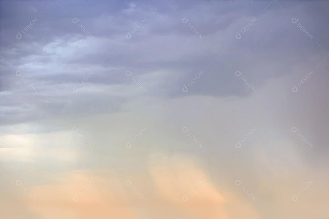 imagens do céu com nuvens em vista o horizonte