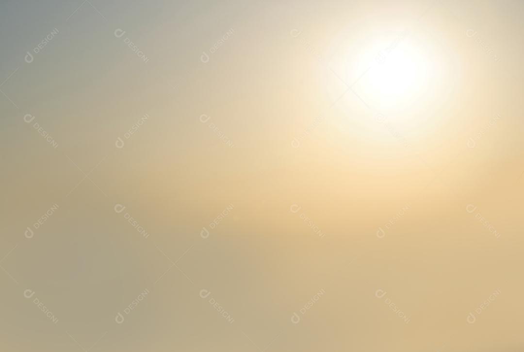 imagens do sol no céu bem radiante