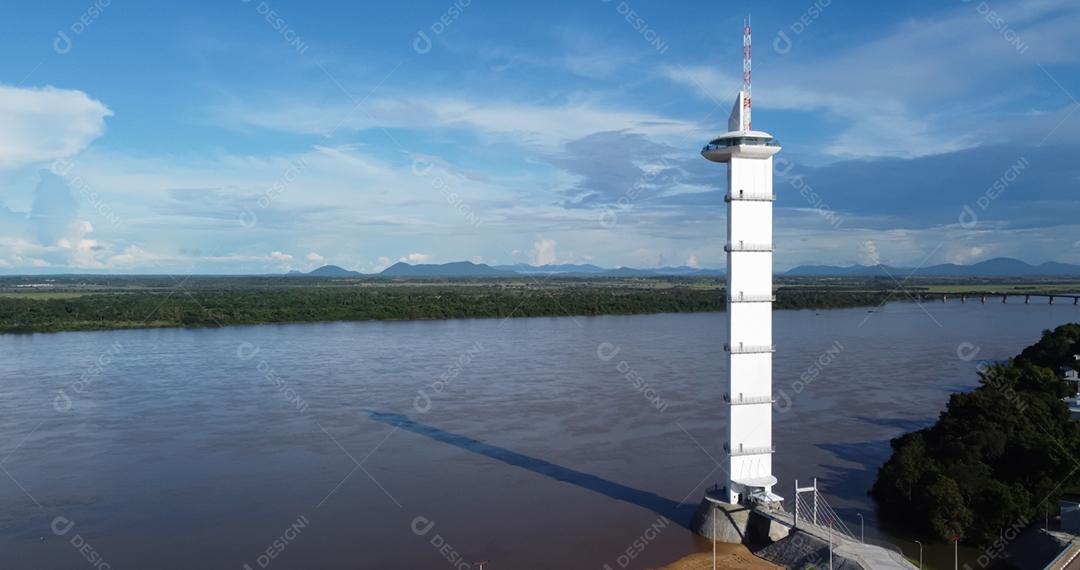 Vista aérea do Parque do Rio Branco em Boa Vista, Roraima. Norte do Brasil.