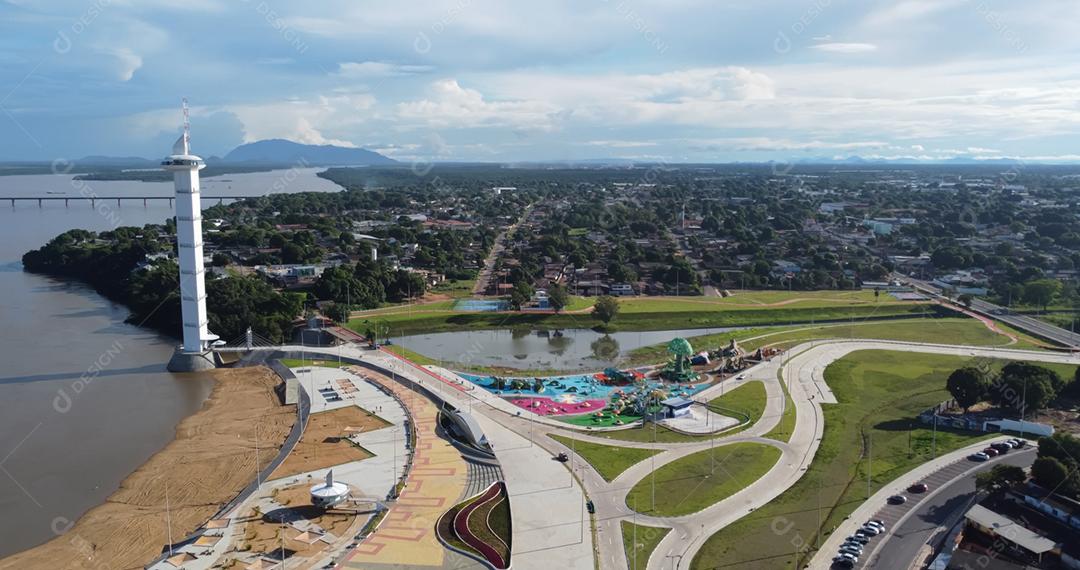 Vista aérea do Parque do Rio Branco em Boa Vista, Roraima. Norte do Brasil.