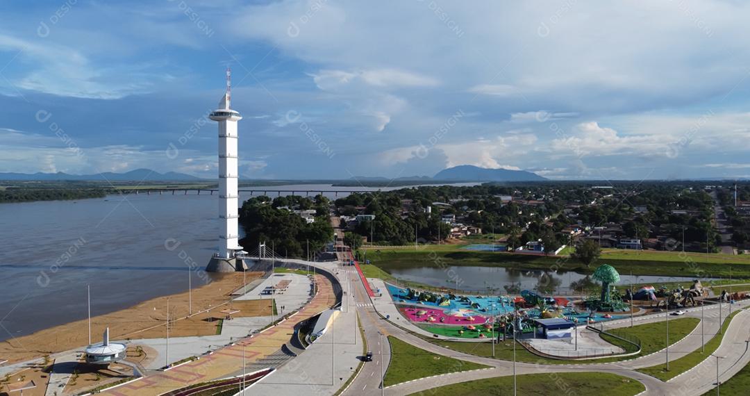 Vista aérea do Parque do Rio Branco em Boa Vista, Roraima. Norte do Brasil.