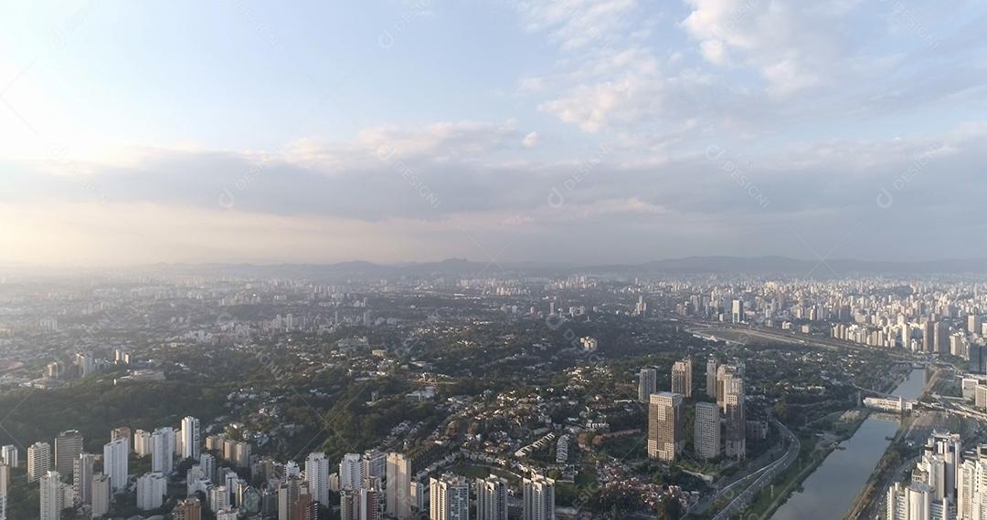 Vista aérea da cidade de São Paulo, Brasil.