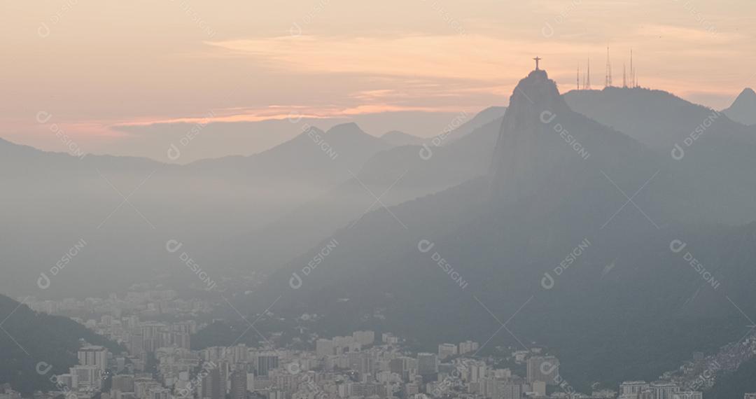 Vista aérea do Pão de Açúcar, Corcovado, e Guanabara bay, Rio de Janeiro