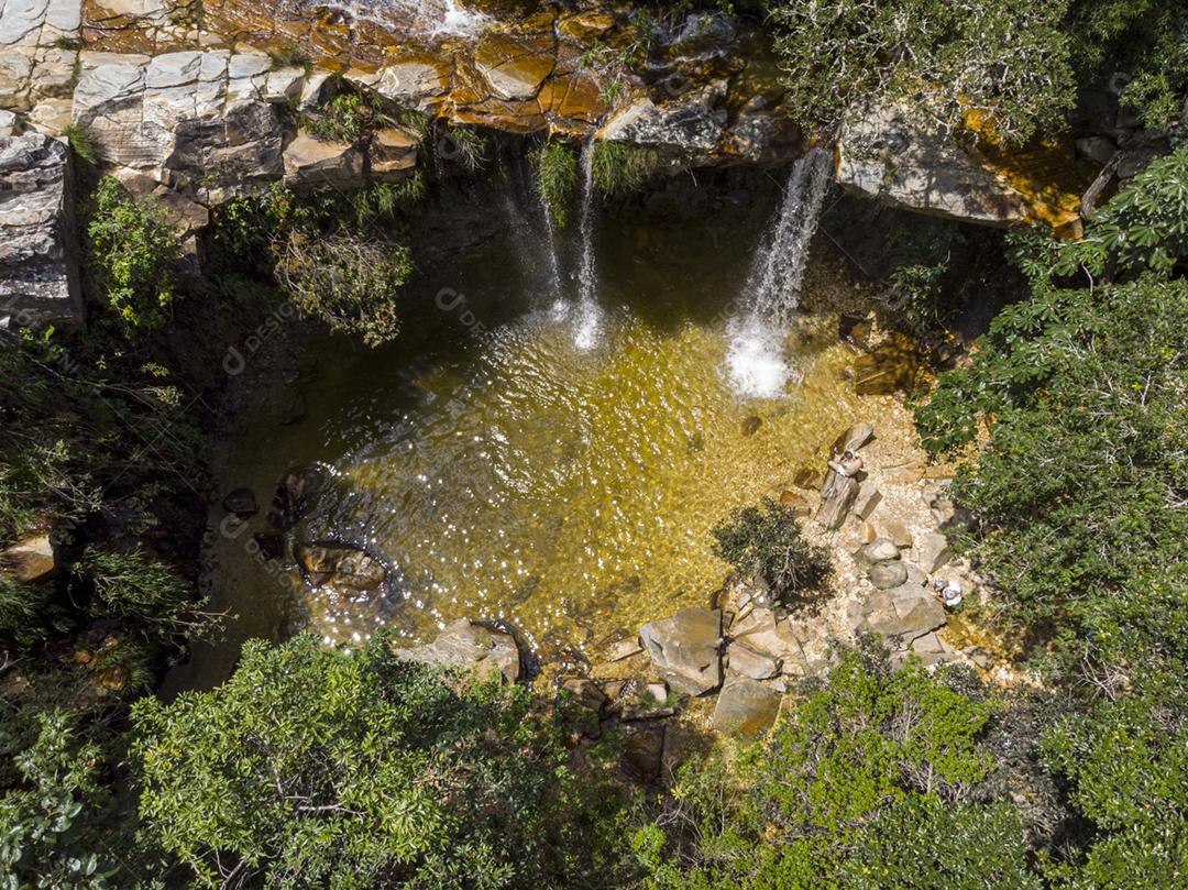 Paisagem Cachoeira lago floresta