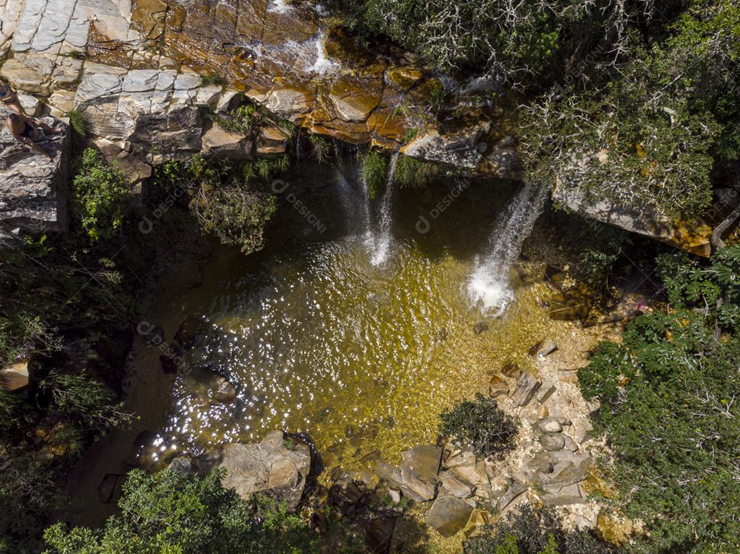 Paisagem Cachoeira lago floresta