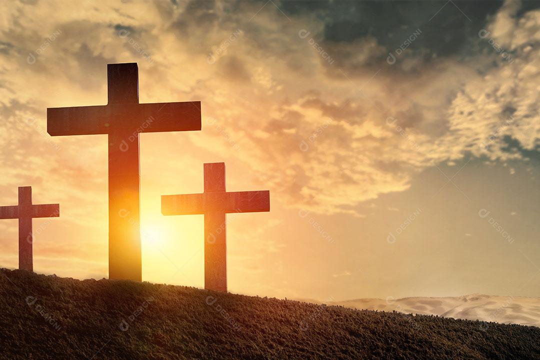 Três cruzes na colina Crucificação de Jesus Cristo ao nascer do sol