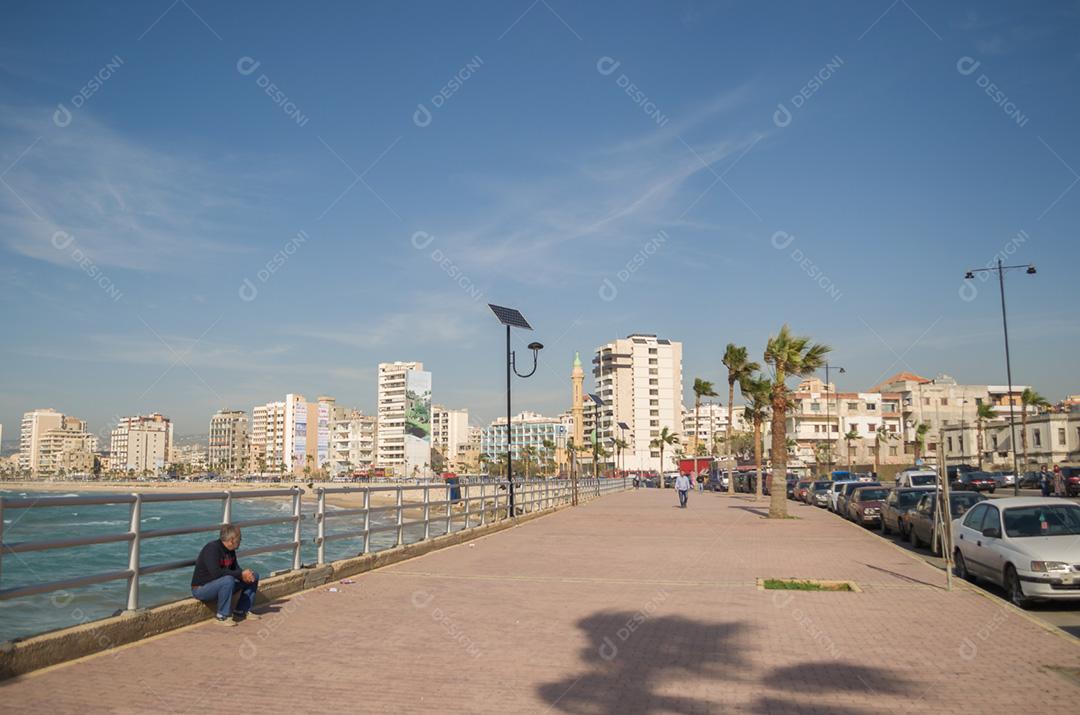 Vista do mar da cidade histórica de Sidon, no Líbano, cidade que os cruzados usaram como fortaleza.