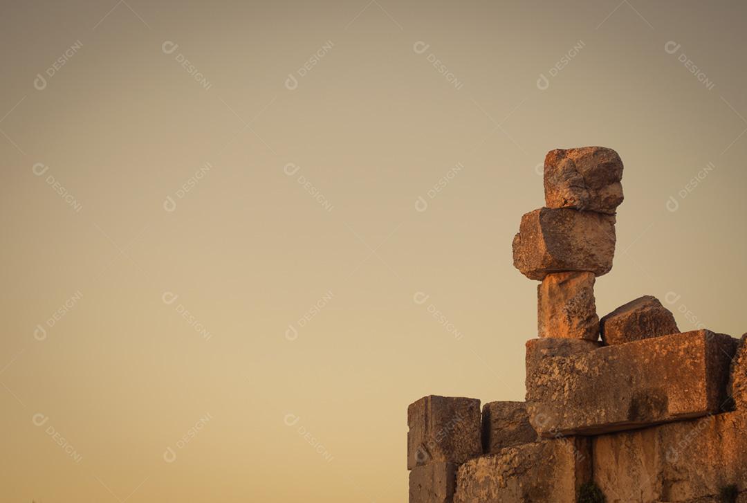 Foto abstrata de pedras empilhadas no Templo de Baco em Baalbek Líbano.