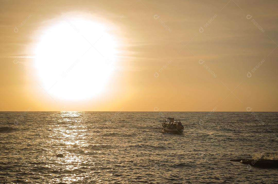 Pôr do sol em Byblos - Líbano, fortaleza de byblos, foto de ponto turístico do país.