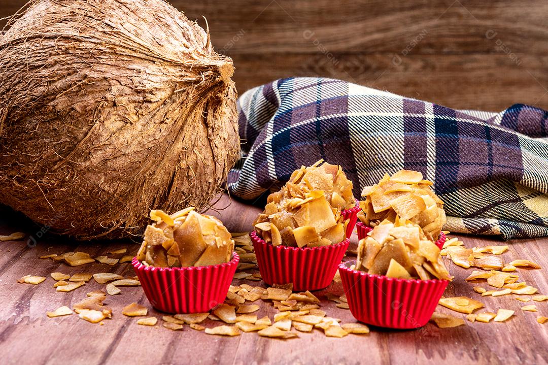 Brigadeiro. Doces tradicionais de chocolate brasileiro