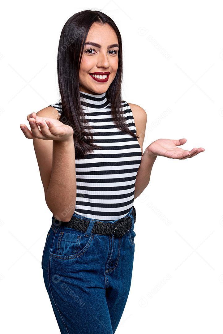 Mulher sorridente, isolada em um fundo branco