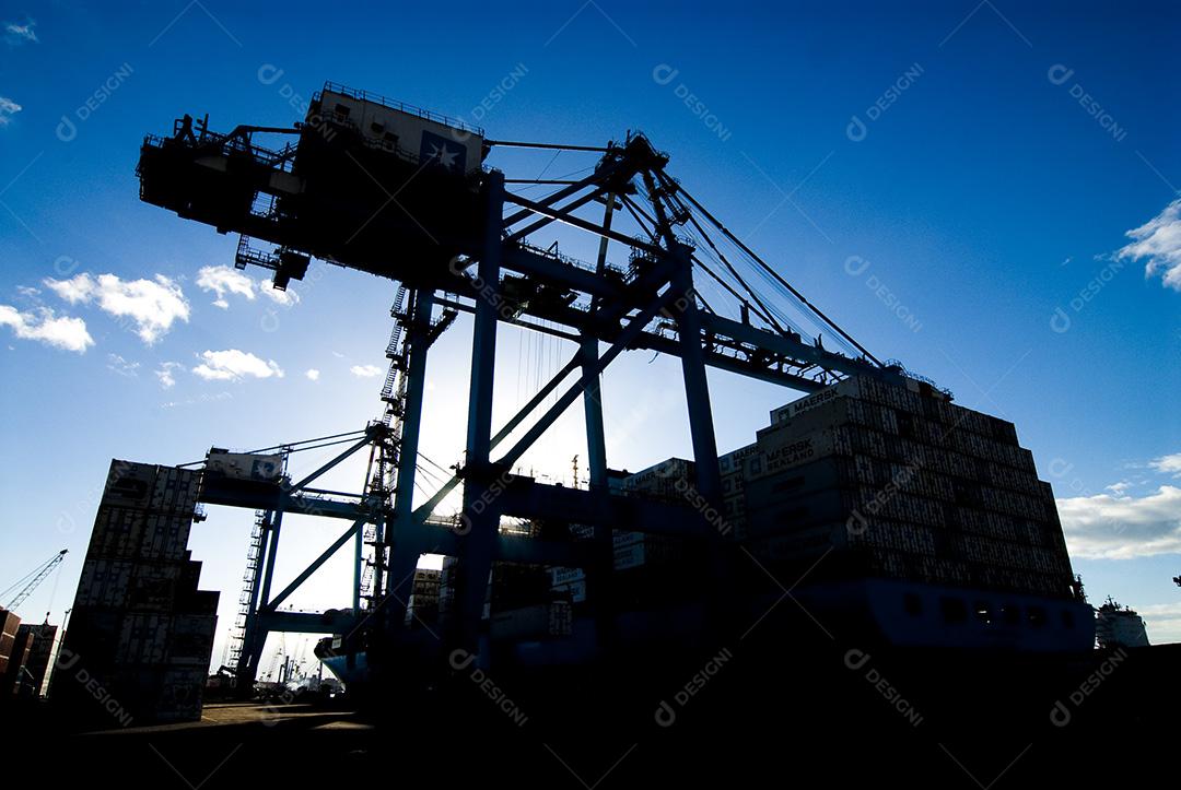 navio importação exportação naval marítima importar carga