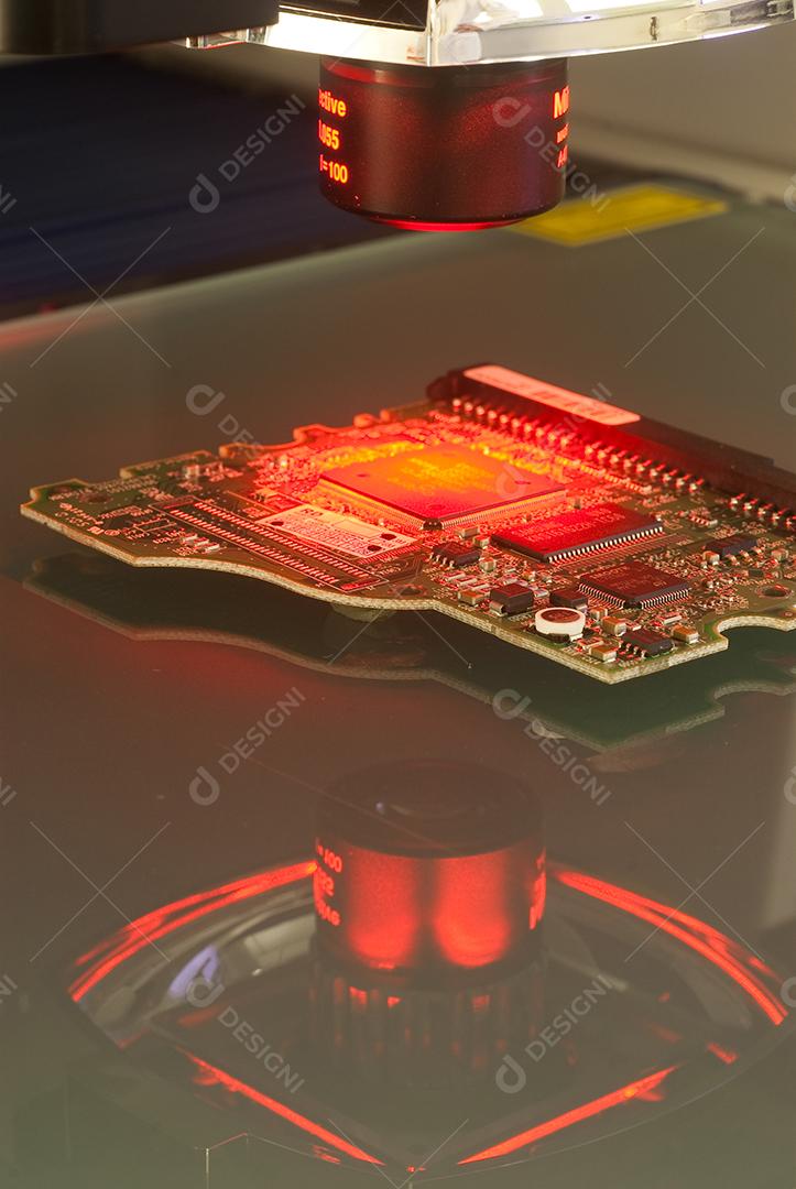 Setor tecnológico brasileiro, de extrema importância no cenário mundial.