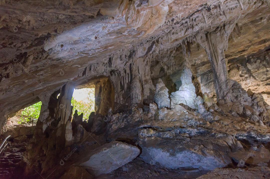 Linda gruta da Cidade de Bonito em Matogrosso do Sul
