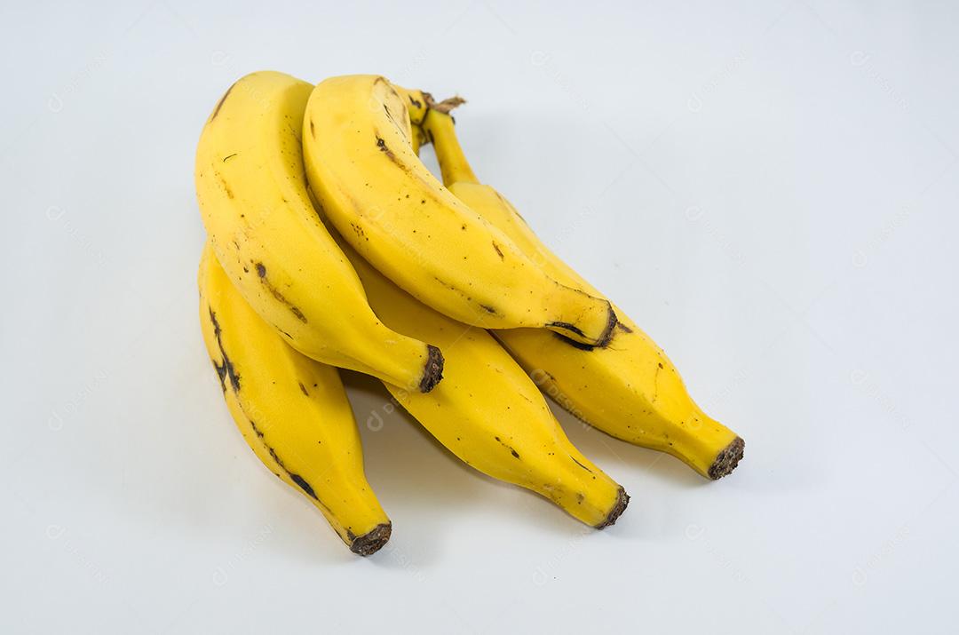 Bando de banana linda em fundo branco para vários usos.