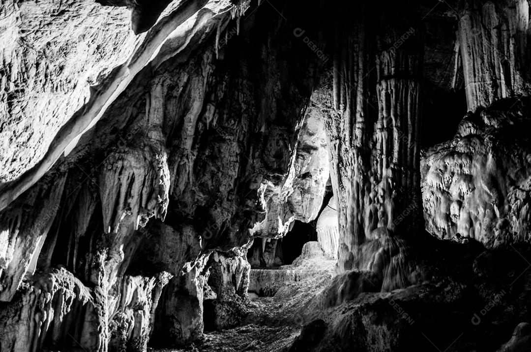 Linda gruta da Cidade de Bonito em Matogrosso do Sul, Brasil.