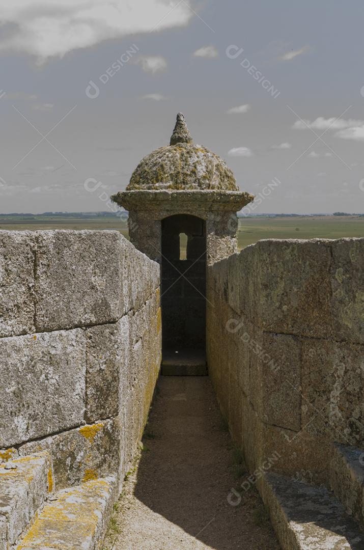 Fortaleza Santa Tereza é uma fortificação militar localizada na costa norte do Uruguai