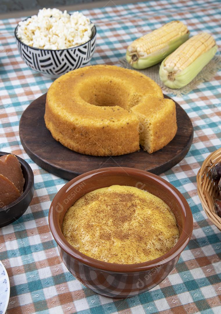 Comida típica do festival brasileiro de junho. Festa junina