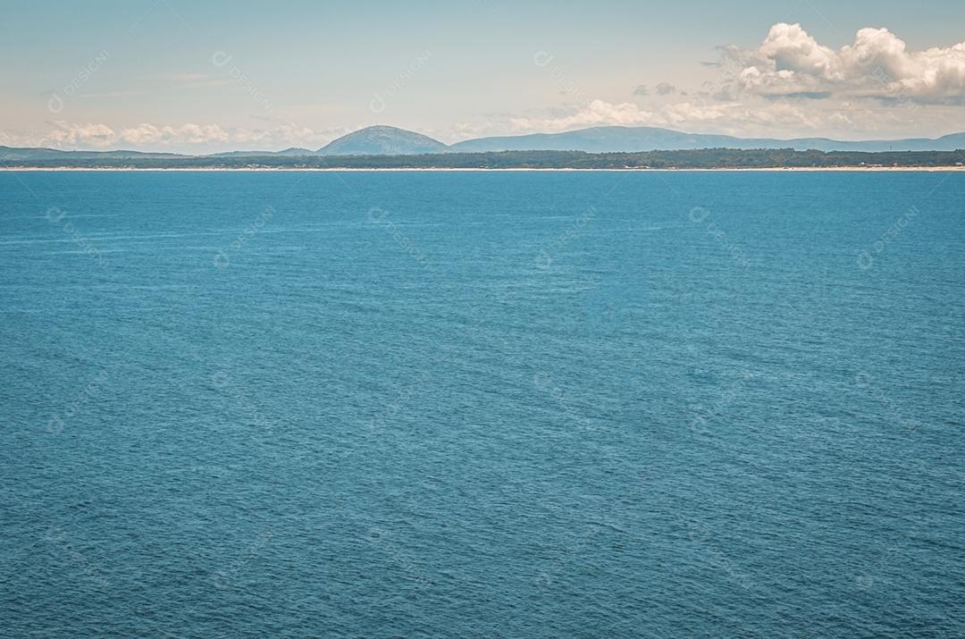 Paisagem vista aerea mar praia