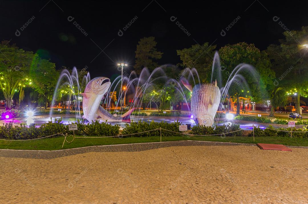 Praça da Liberdade, peixe piraputangas, localizado na cidade de Bonito