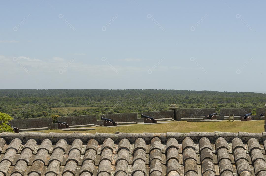 Fortaleza Santa Tereza é uma fortificação militar localizada na costa norte do Uruguai perto da fronteira do Brasil
