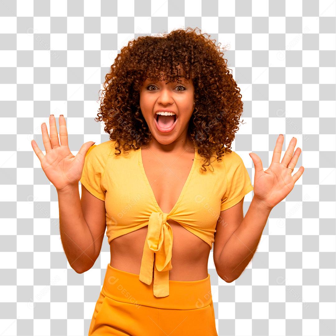 Menina com uma expressão de surpresa no rosto com os braços para cima PNG Transparente