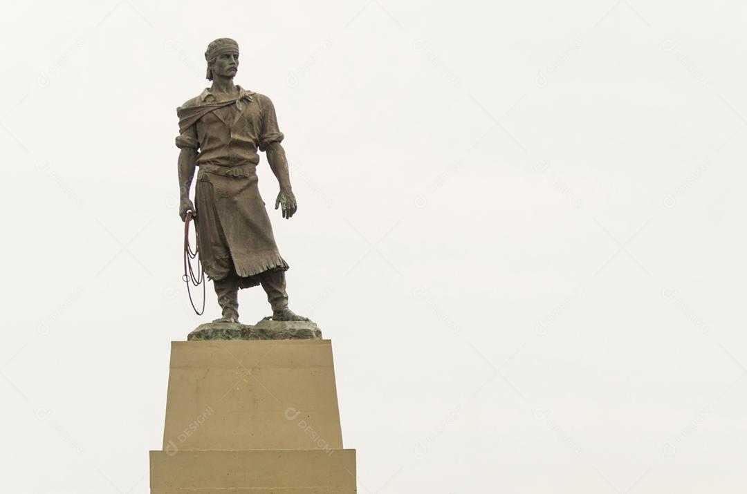 Escultura do típico gaúcho brasileiro, chamado trabalho (Monumento ao Laçador ou popularmente
