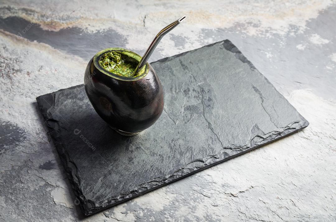 Bebida tradicional gaúcha, chimarrao mate, bebida popular do Brasil