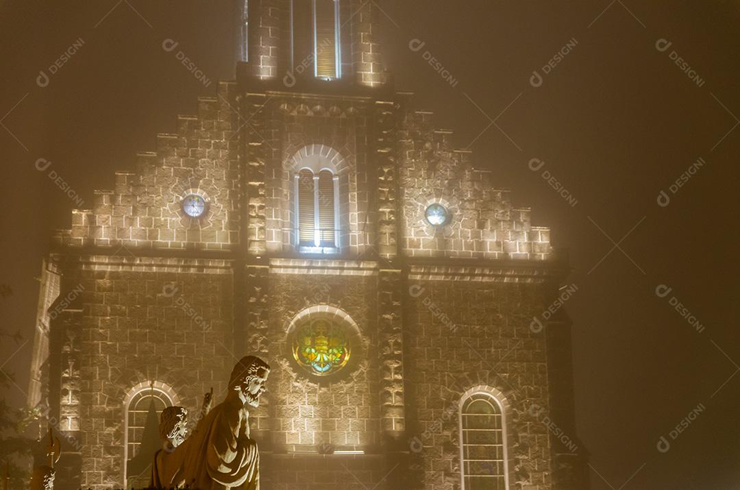 Igreja Matriz São Pedro Apóstolo (Igreja Matriz São Pedro Apóstolo) em iluminação noturna - Gramado, Rio Grande do Sul, Brasil